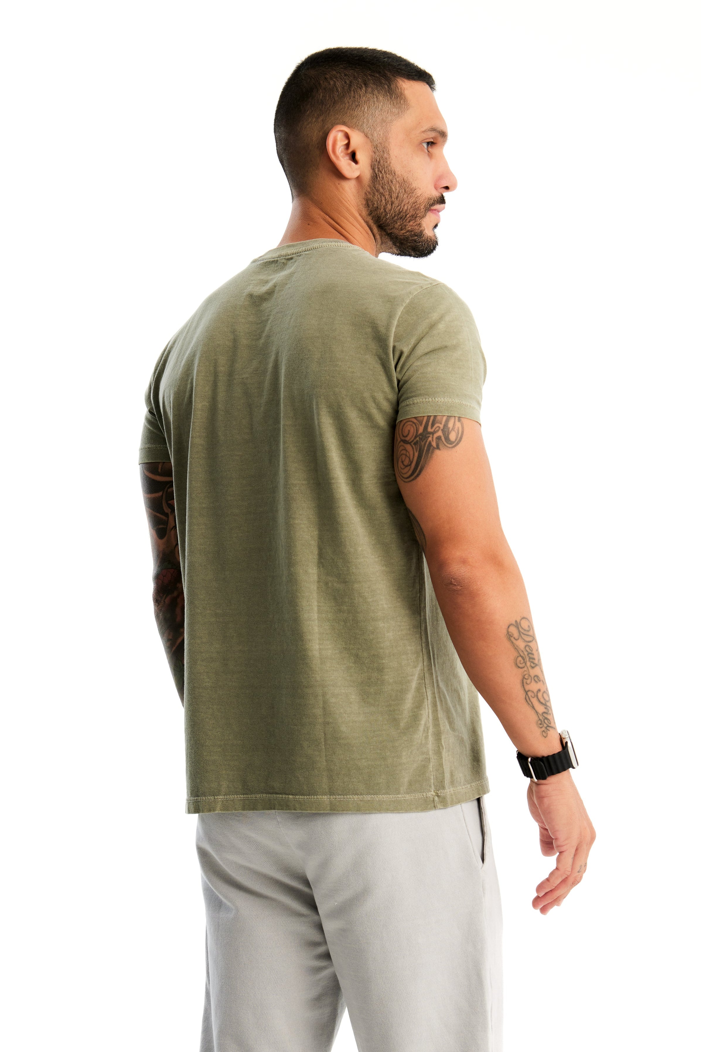 Camiseta Básica Masculina Verde Militar