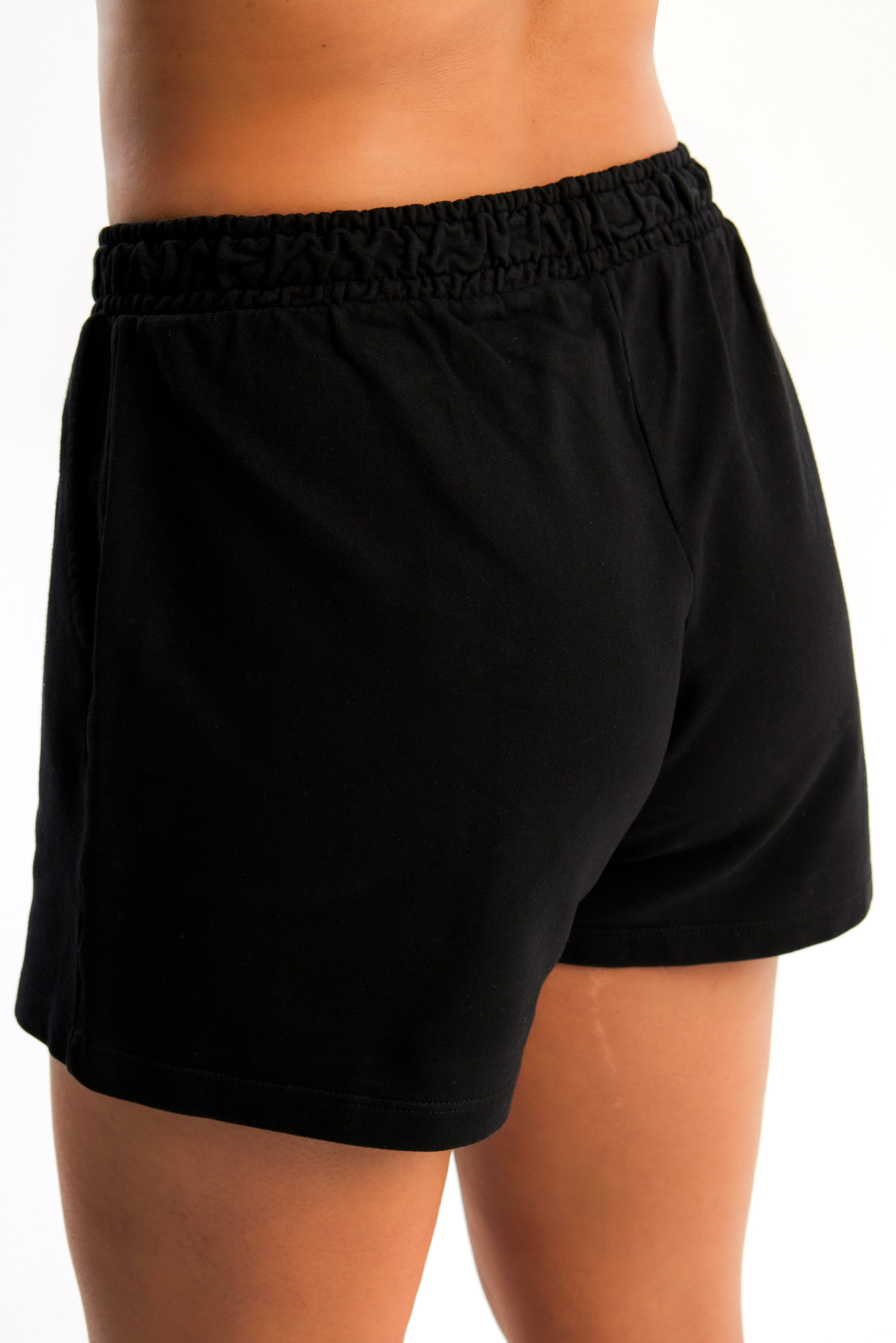 Short Moletom Feminino Preto