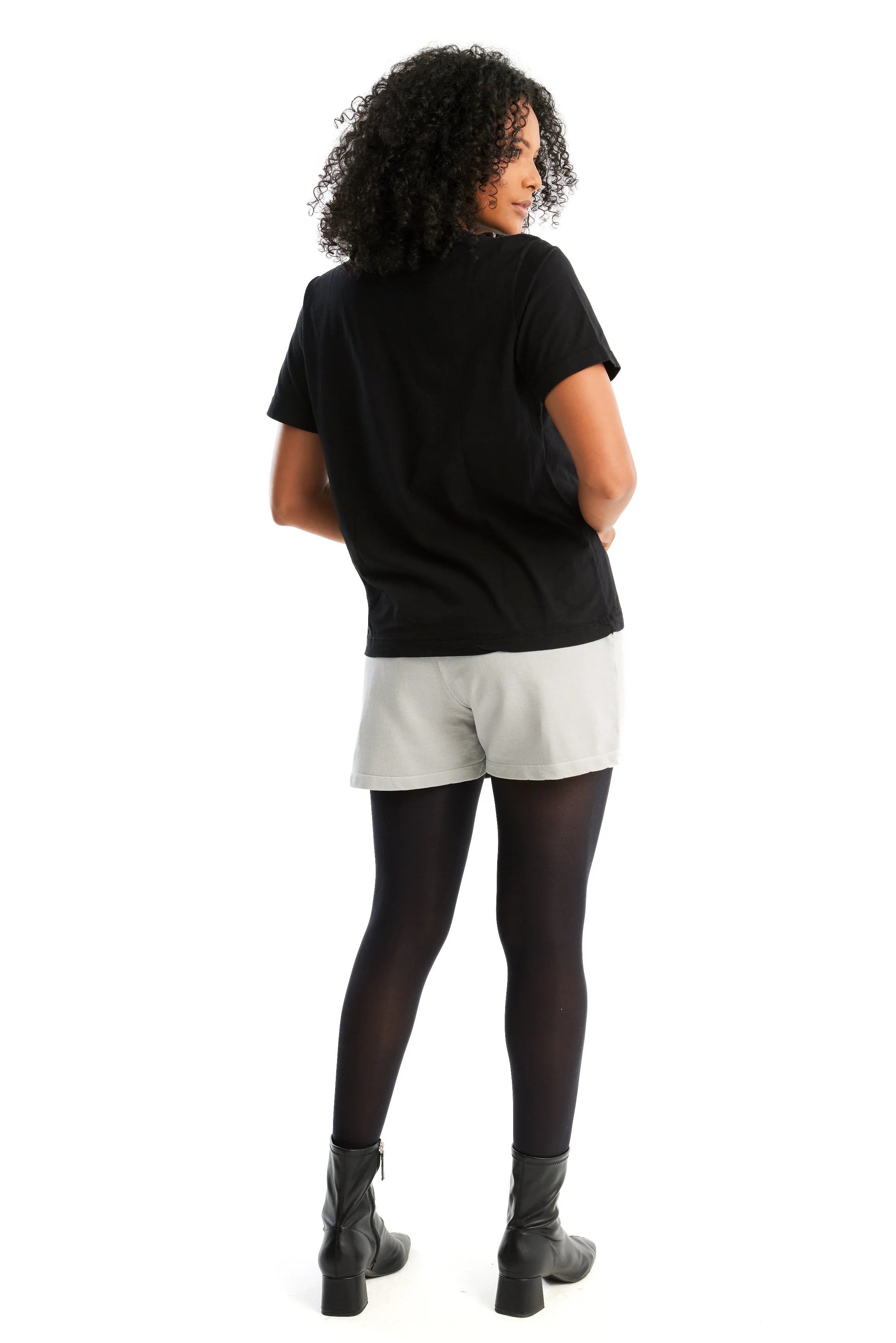 Short Moletom Feminino Cinza